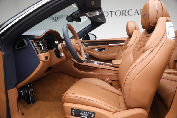 Used 2022 Bentley Continental GT V8 for sale $259,900 at Pagani of Greenwich in Greenwich CT 06830 23