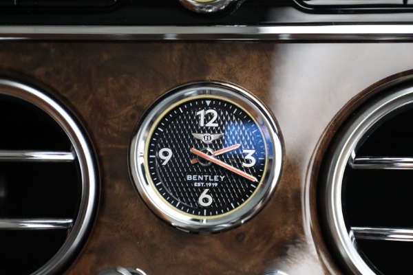 Used 2022 Bentley Continental GT V8 for sale $259,900 at Pagani of Greenwich in Greenwich CT 06830 27