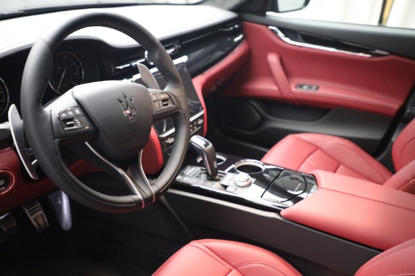 New 2022 Maserati Quattroporte Modena Q4 for sale Call for price at Pagani of Greenwich in Greenwich CT 06830 14