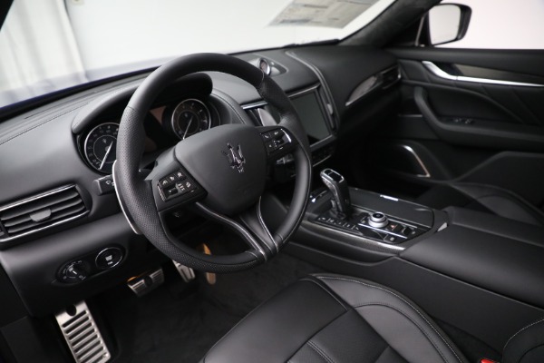 New 2022 Maserati Levante GT for sale $89,126 at Pagani of Greenwich in Greenwich CT 06830 13