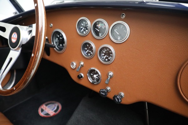 Used 1962 Superformance Cobra 289 Slabside for sale Sold at Pagani of Greenwich in Greenwich CT 06830 25