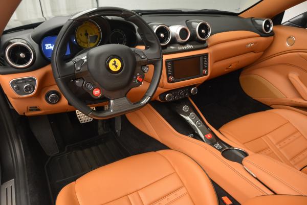 Used 2015 Ferrari California T for sale Sold at Pagani of Greenwich in Greenwich CT 06830 25