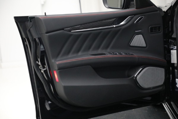 New 2022 Maserati Ghibli Trofeo for sale $128,095 at Pagani of Greenwich in Greenwich CT 06830 20