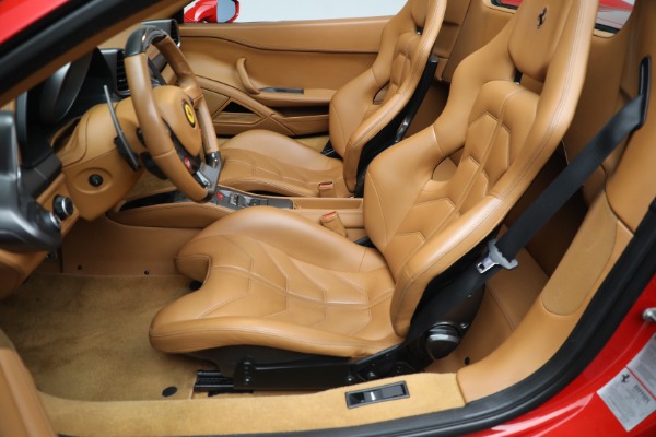 Used 2013 Ferrari 458 Spider for sale Sold at Pagani of Greenwich in Greenwich CT 06830 22