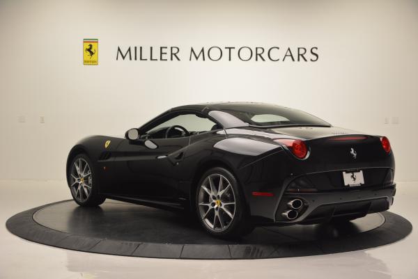 Used 2012 Ferrari California for sale Sold at Pagani of Greenwich in Greenwich CT 06830 17