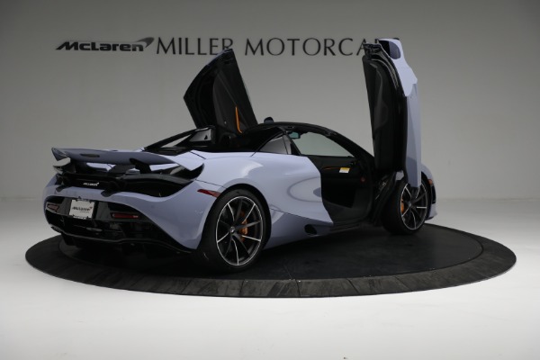 New 2022 McLaren 720S Spider for sale $425,080 at Pagani of Greenwich in Greenwich CT 06830 18