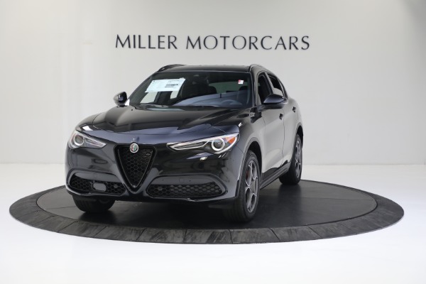 New 2022 Alfa Romeo Stelvio Sprint for sale $52,305 at Pagani of Greenwich in Greenwich CT 06830 1