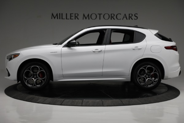 New 2022 Alfa Romeo Stelvio for sale $56,345 at Pagani of Greenwich in Greenwich CT 06830 3