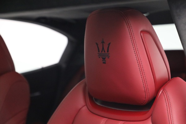 New 2022 Maserati Ghibli Modena Q4 for sale $103,255 at Pagani of Greenwich in Greenwich CT 06830 16