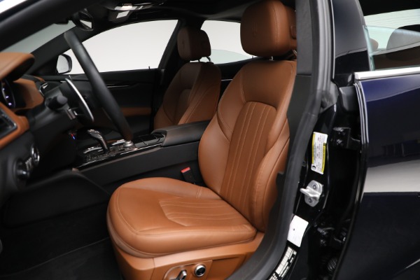 Used 2022 Maserati Ghibli Modena Q4 for sale Sold at Pagani of Greenwich in Greenwich CT 06830 11
