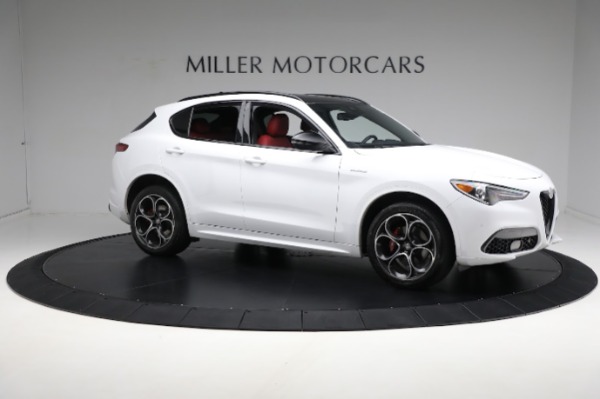Used 2022 Alfa Romeo Stelvio Veloce for sale Sold at Pagani of Greenwich in Greenwich CT 06830 22