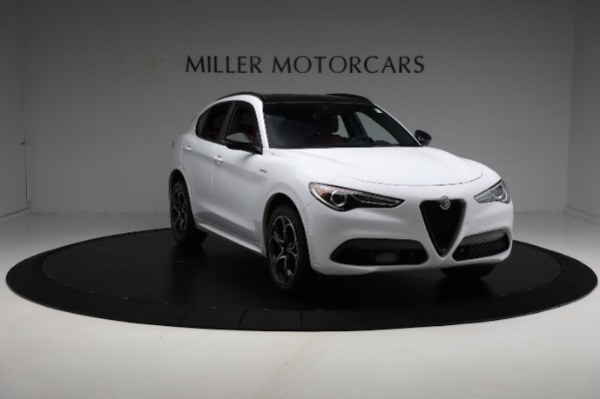 Used 2022 Alfa Romeo Stelvio Veloce for sale Sold at Pagani of Greenwich in Greenwich CT 06830 24