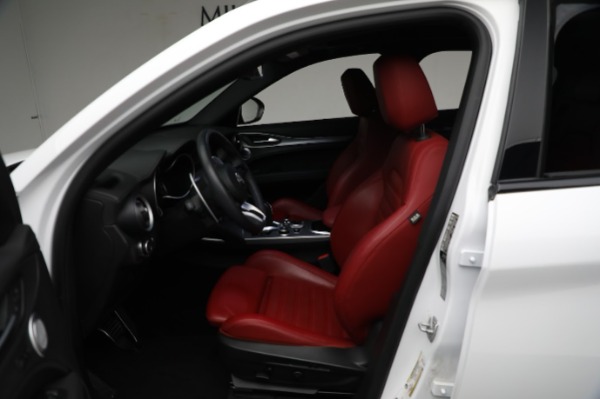 Used 2022 Alfa Romeo Stelvio Veloce for sale Sold at Pagani of Greenwich in Greenwich CT 06830 27