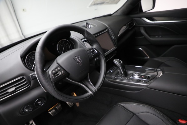 New 2022 Maserati Levante GT for sale $100,365 at Pagani of Greenwich in Greenwich CT 06830 13