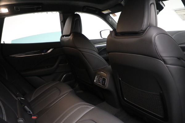 New 2022 Maserati Levante GT for sale $100,365 at Pagani of Greenwich in Greenwich CT 06830 26
