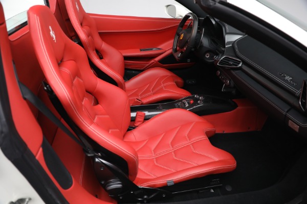 Used 2012 Ferrari 458 Spider for sale $329,900 at Pagani of Greenwich in Greenwich CT 06830 28