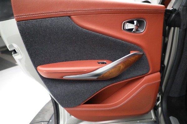 Used 2021 Aston Martin DBX for sale $169,900 at Pagani of Greenwich in Greenwich CT 06830 20