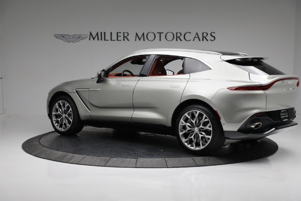 Used 2021 Aston Martin DBX for sale $169,900 at Pagani of Greenwich in Greenwich CT 06830 3