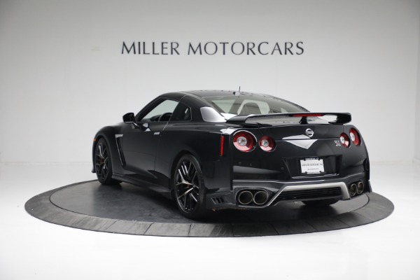 Used 2017 Nissan GT-R Premium for sale Sold at Pagani of Greenwich in Greenwich CT 06830 5