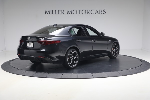 Used 2022 Alfa Romeo Giulia Veloce for sale $27,900 at Pagani of Greenwich in Greenwich CT 06830 7
