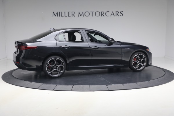 Used 2022 Alfa Romeo Giulia Veloce for sale $27,900 at Pagani of Greenwich in Greenwich CT 06830 8