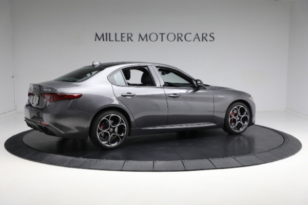 Used 2022 Alfa Romeo Giulia Veloce for sale Sold at Pagani of Greenwich in Greenwich CT 06830 12
