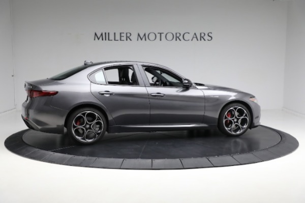 Used 2022 Alfa Romeo Giulia Veloce for sale Sold at Pagani of Greenwich in Greenwich CT 06830 13