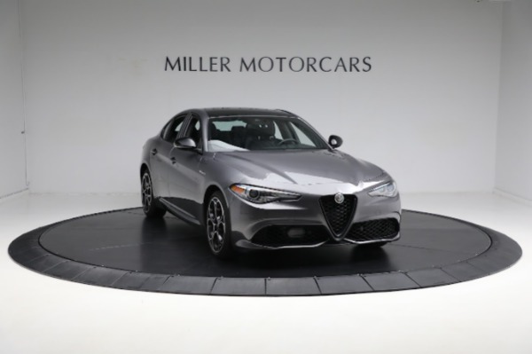 Used 2022 Alfa Romeo Giulia Veloce for sale Sold at Pagani of Greenwich in Greenwich CT 06830 17