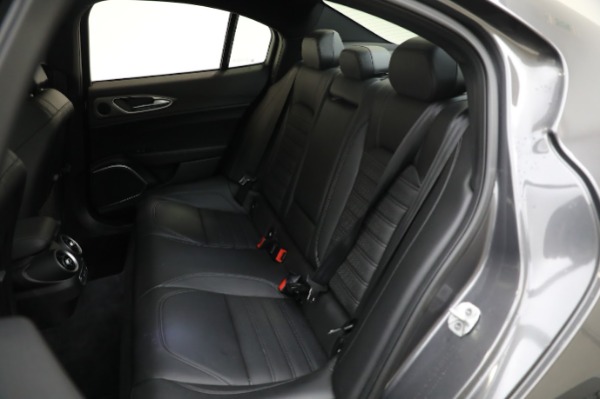 Used 2022 Alfa Romeo Giulia Veloce for sale Sold at Pagani of Greenwich in Greenwich CT 06830 25
