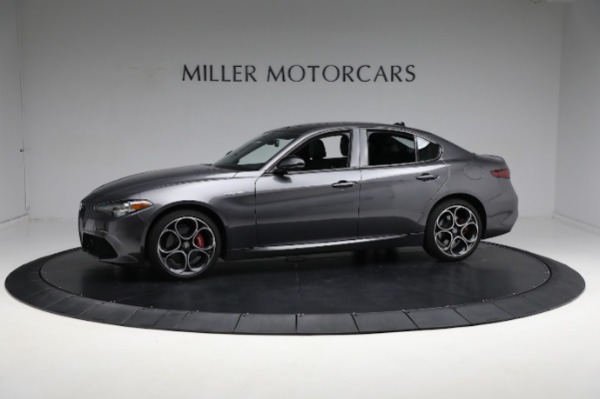 Used 2022 Alfa Romeo Giulia Veloce for sale Sold at Pagani of Greenwich in Greenwich CT 06830 4
