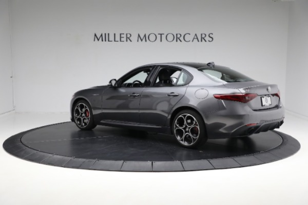 Used 2022 Alfa Romeo Giulia Veloce for sale Sold at Pagani of Greenwich in Greenwich CT 06830 7