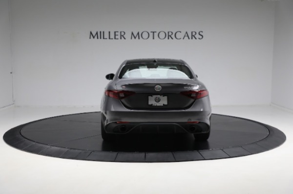 Used 2022 Alfa Romeo Giulia Veloce for sale Sold at Pagani of Greenwich in Greenwich CT 06830 9