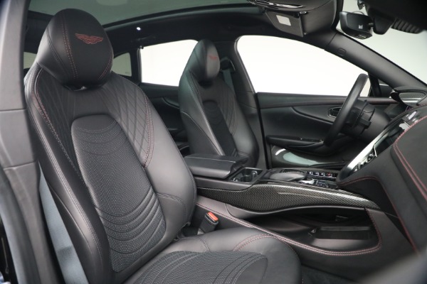 Used 2022 Aston Martin DBX for sale $115,900 at Pagani of Greenwich in Greenwich CT 06830 25