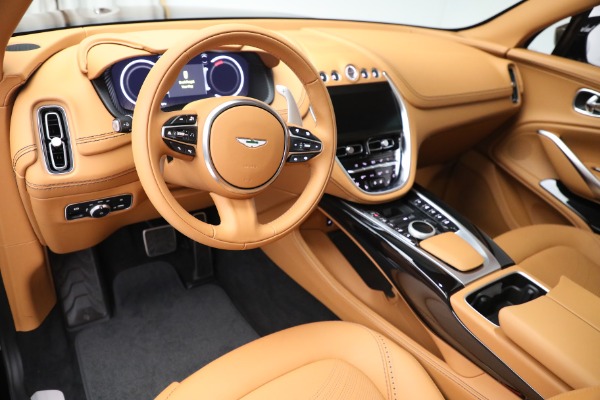 New 2022 Aston Martin DBX for sale $202,986 at Pagani of Greenwich in Greenwich CT 06830 14
