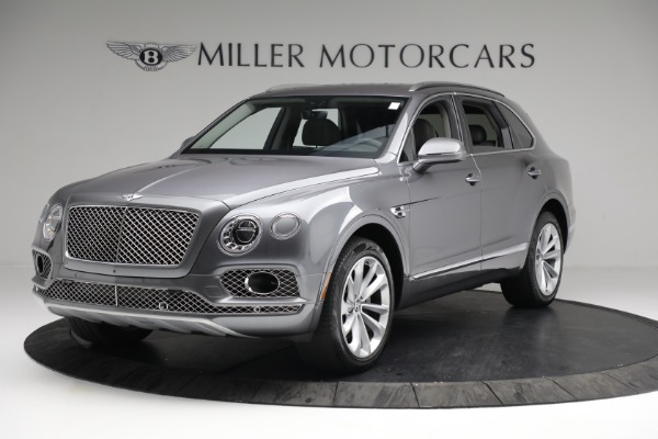 Used 2018 Bentley Bentayga W12 Signature for sale $179,900 at Pagani of Greenwich in Greenwich CT 06830 1