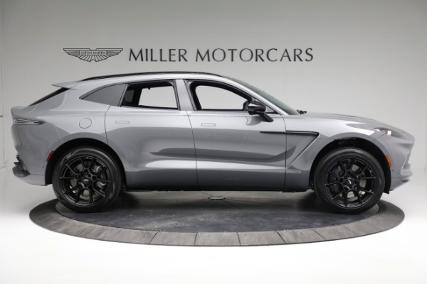 New 2022 Aston Martin DBX for sale $218,986 at Pagani of Greenwich in Greenwich CT 06830 8
