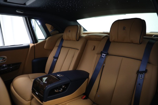 Used 2022 Rolls-Royce Phantom for sale Sold at Pagani of Greenwich in Greenwich CT 06830 16