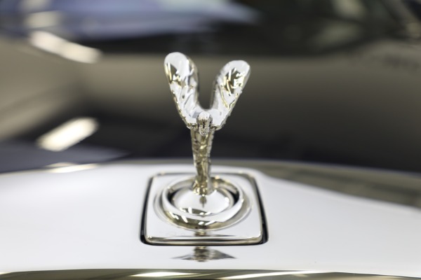 Used 2022 Rolls-Royce Phantom for sale Sold at Pagani of Greenwich in Greenwich CT 06830 22