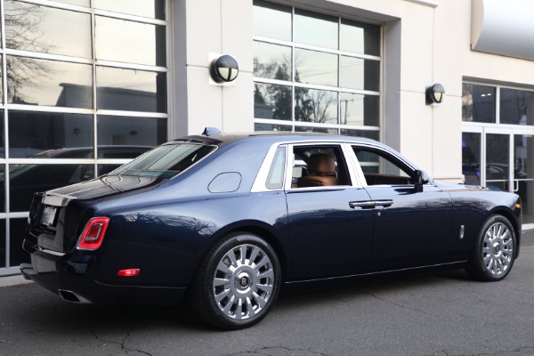 Used 2022 Rolls-Royce Phantom for sale Sold at Pagani of Greenwich in Greenwich CT 06830 5