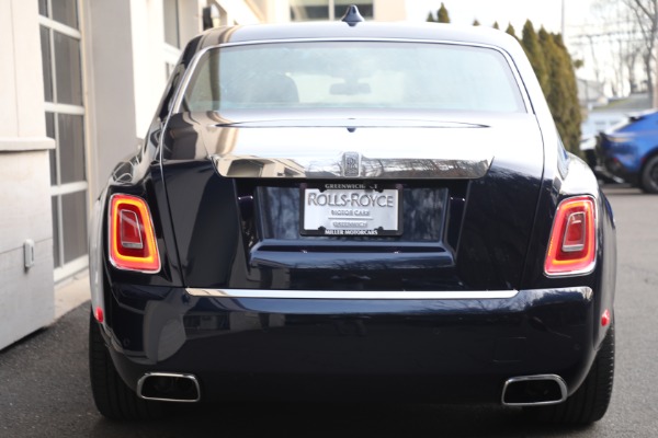 Used 2022 Rolls-Royce Phantom for sale Sold at Pagani of Greenwich in Greenwich CT 06830 8