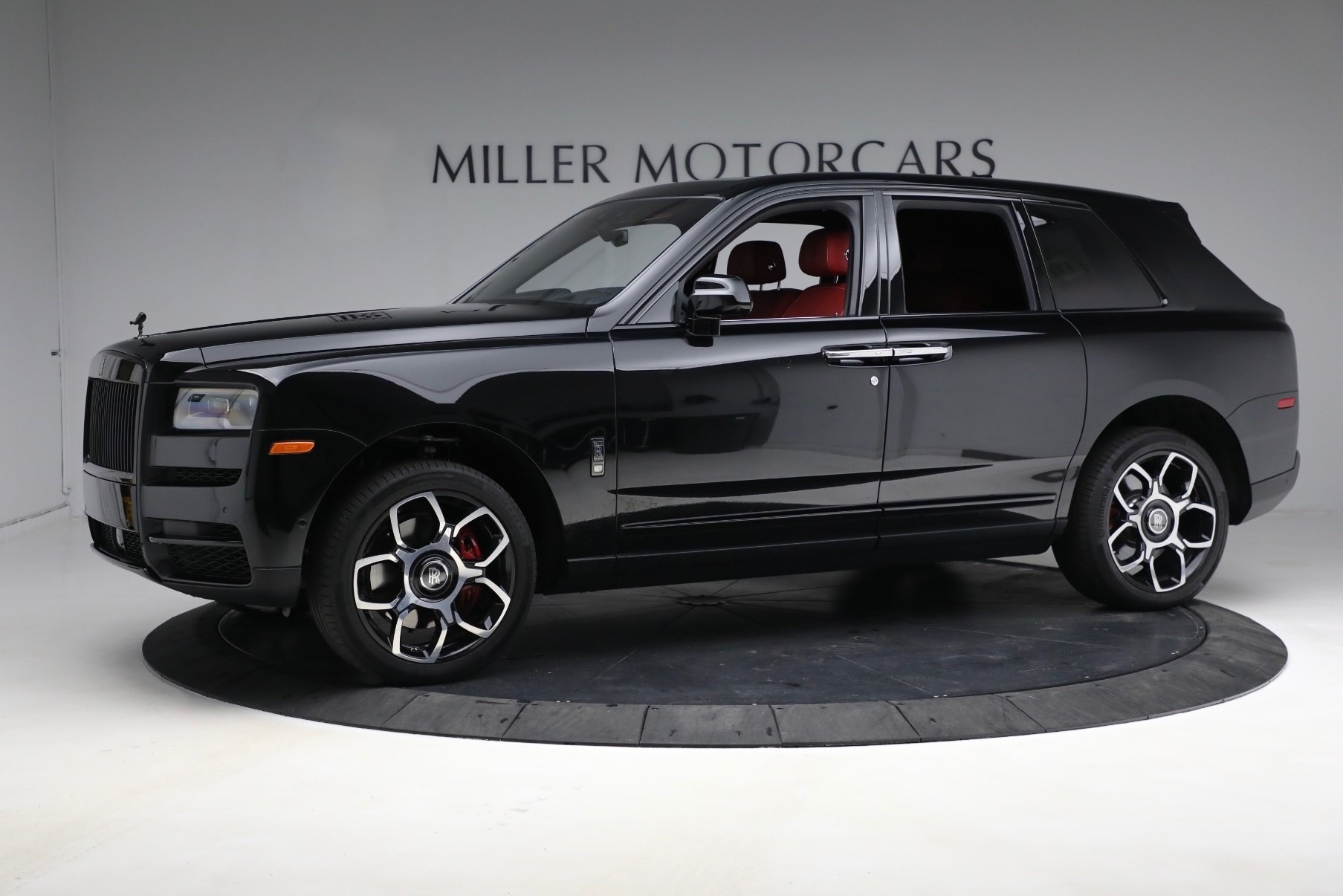 Used 2022 Rolls-Royce Black Badge Cullinan for sale $429,900 at Pagani of Greenwich in Greenwich CT 06830 1