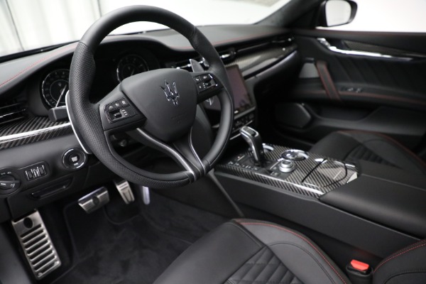 New 2022 Maserati Quattroporte Modena Q4 for sale Sold at Pagani of Greenwich in Greenwich CT 06830 13