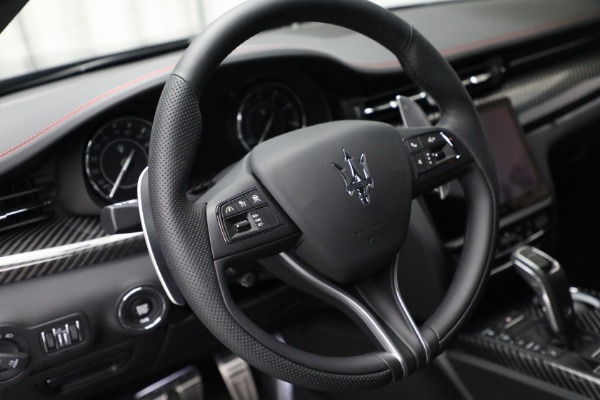 New 2022 Maserati Quattroporte Modena Q4 for sale $136,901 at Pagani of Greenwich in Greenwich CT 06830 17