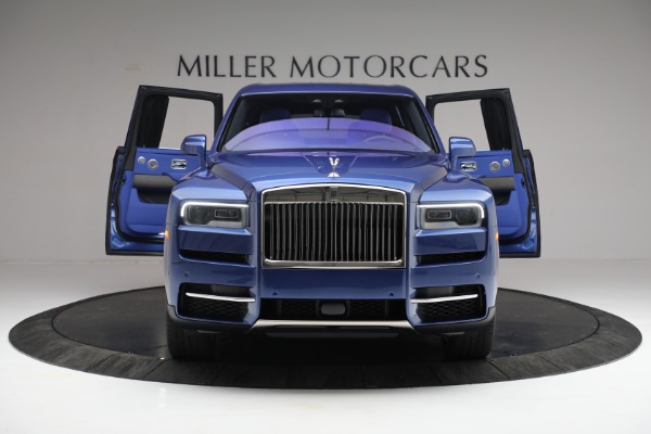 Used 2019 Rolls-Royce Cullinan for sale Sold at Pagani of Greenwich in Greenwich CT 06830 17