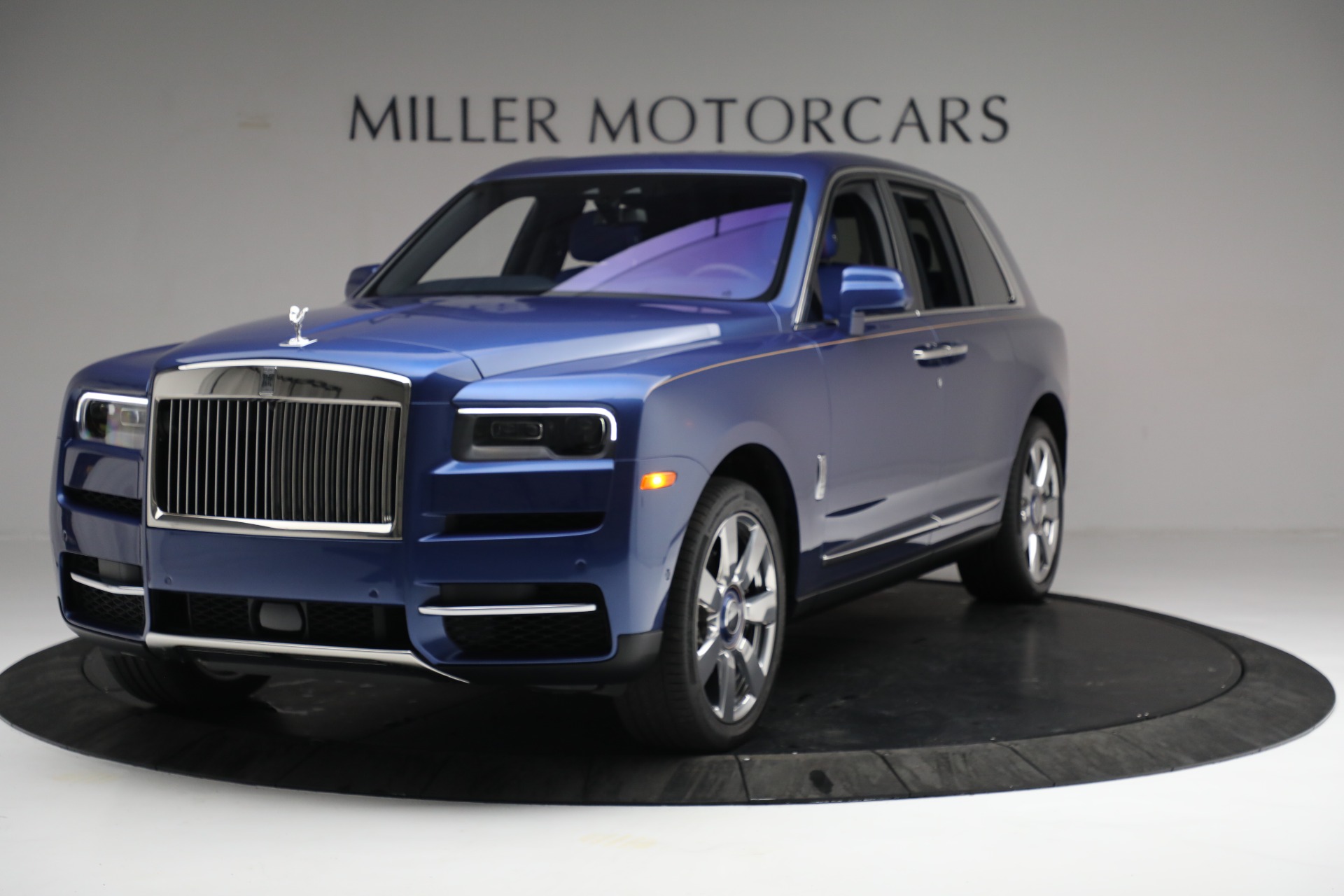 Used 2019 Rolls-Royce Cullinan for sale Sold at Pagani of Greenwich in Greenwich CT 06830 1