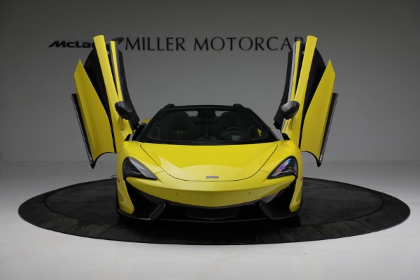 Used 2018 McLaren 570S Spider for sale $202,900 at Pagani of Greenwich in Greenwich CT 06830 13