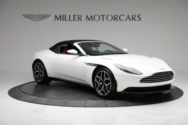 Used 2019 Aston Martin DB11 Volante for sale $168,900 at Pagani of Greenwich in Greenwich CT 06830 18