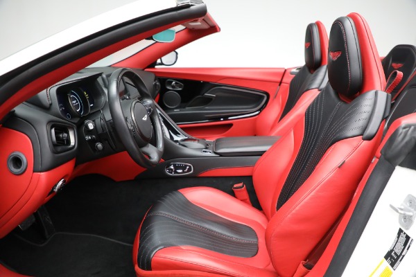 Used 2019 Aston Martin DB11 Volante for sale $168,900 at Pagani of Greenwich in Greenwich CT 06830 20