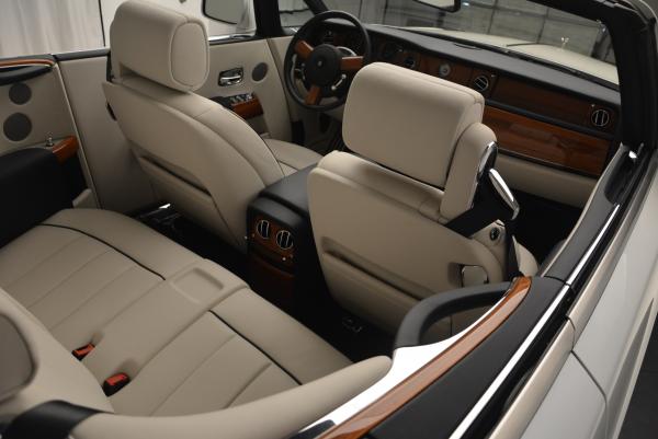 Used 2015 Rolls-Royce Phantom Drophead Coupe for sale Sold at Pagani of Greenwich in Greenwich CT 06830 19