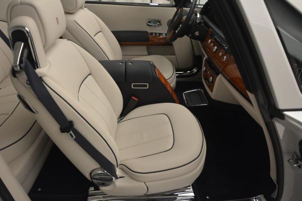 Used 2015 Rolls-Royce Phantom Drophead Coupe for sale Sold at Pagani of Greenwich in Greenwich CT 06830 21